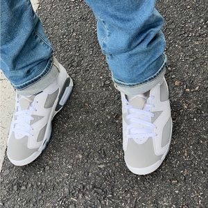 Meet your Posher, Maxwell